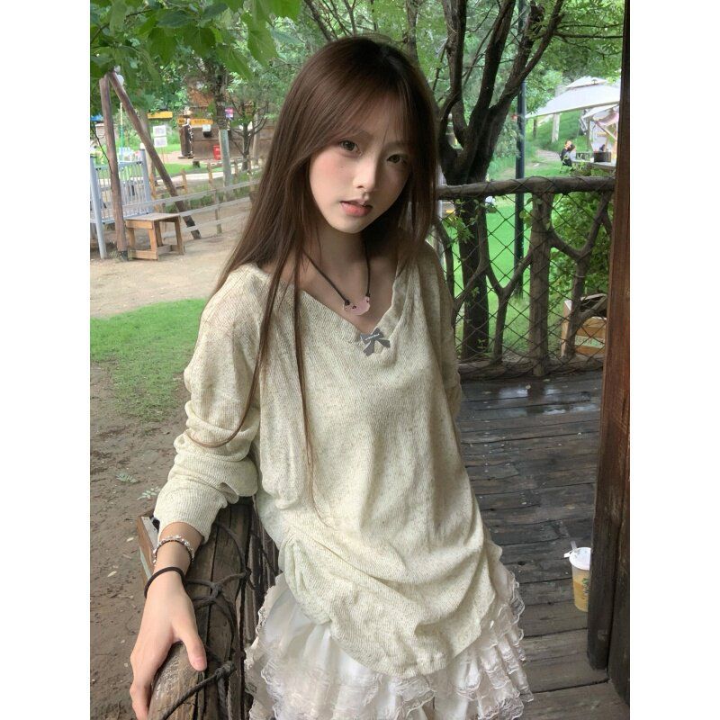 Korean Style Sweet V-neck Bow  - Blouses 评论和价格