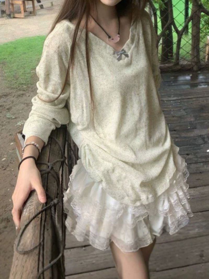Korean Style Sweet V-neck Bow  - Blouses 评论和价格